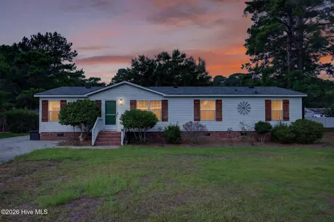 982 Waterview Ln SW, Calabash, NC 28467