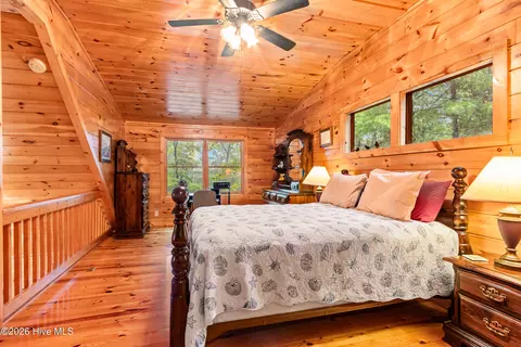 Bedroom - 104 Antler Ln, Murphy, NC 28906 photo 9 of 10