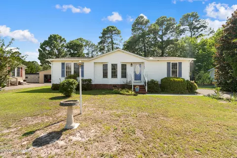 1115 Captains Ct, Calabash, NC 28467