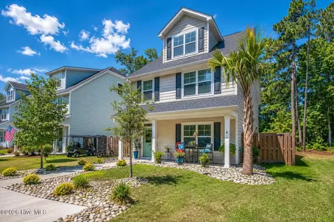 1171 N Caswell Ave, Southport, NC 28461