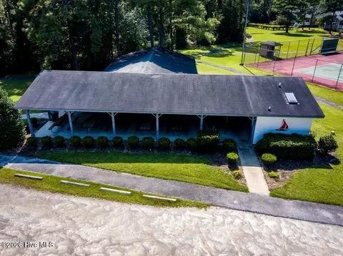 704 San Juan Rd, New Bern, NC 28562