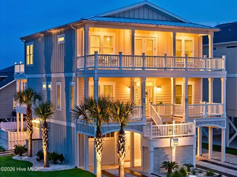 81 W 2nd St, Ocean Isle Beach, NC 28469