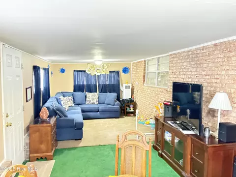 Living - 2618 Drayton Ct, Augusta, GA 30906 photo 2 of 2