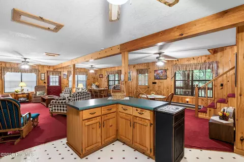 Kitchen - 910 Laurel Branch Rd, Murphy, NC 28906 photo 4 of 4