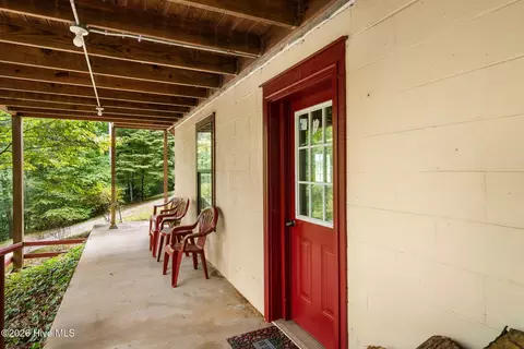 Exterior - 910 Laurel Branch Rd, Murphy, NC 28906 photo 12 of 20