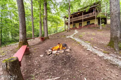 Exterior - 910 Laurel Branch Rd, Murphy, NC 28906 photo 11 of 20