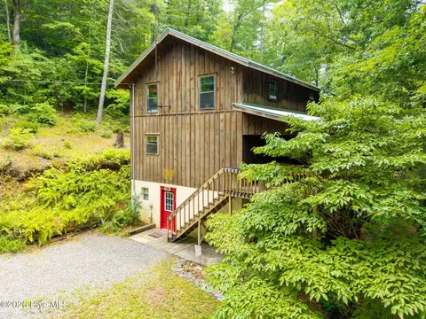 910 Laurel Branch Rd, Murphy, NC 28906