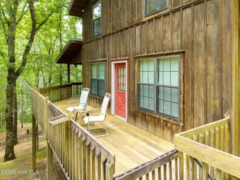 Exterior - 910 Laurel Branch Rd, Murphy, NC 28906 photo 4 of 20