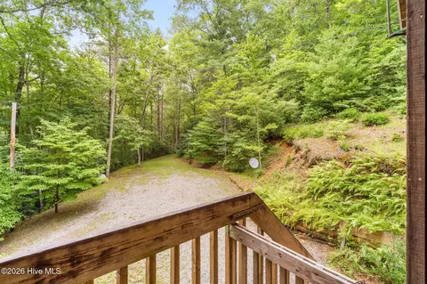 Exterior - 910 Laurel Branch Rd, Murphy, NC 28906 photo 13 of 20