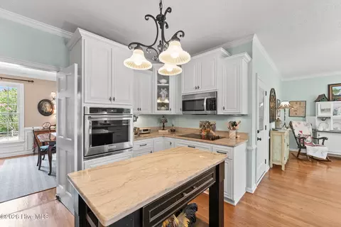 Kitchen - 4488 Crabapple Ct, Evans, GA 30809 photo 3 of 4