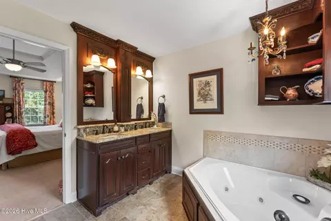 Bath - 4488 Crabapple Ct, Evans, GA 30809 photo 3 of 5