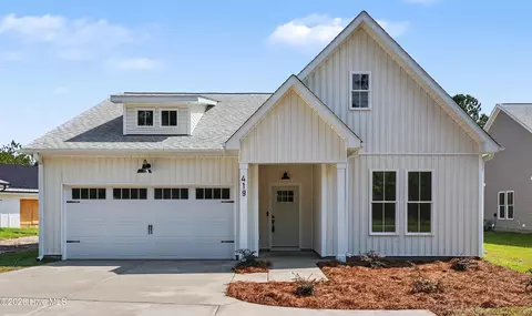 419 Morris Landing Rd, Holly Ridge, NC 28445