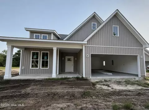 421 Morris Landing Rd, Holly Ridge, NC 28445