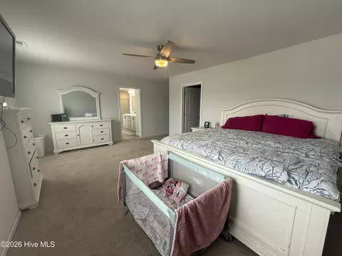 Bedroom - 46 Rochester St, Hampstead, NC 28443 photo 6 of 7