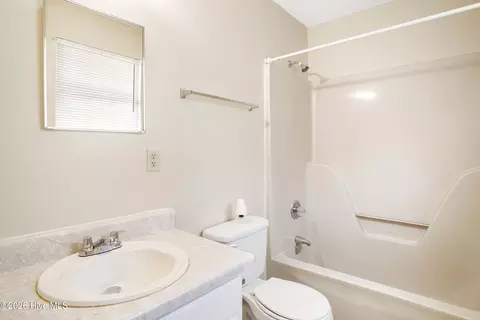 Bath - 4109 Mack Ln, Augusta, GA 30906 photo 1 of 2