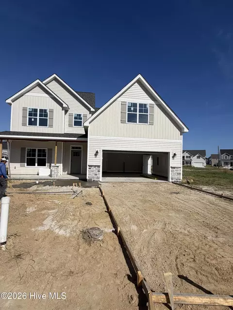 304 Sparrow Ct, Greenville, NC 27858