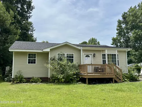 313 Woodhaven Dr, Havelock, NC 28532