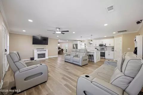 Living - 4183 Wheeler Rd, Martinez, GA 30907 photo 2 of 2