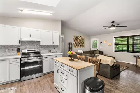 Kitchen - 71 Wren Ln #7, Murphy, NC 28906 photo 1 of 4