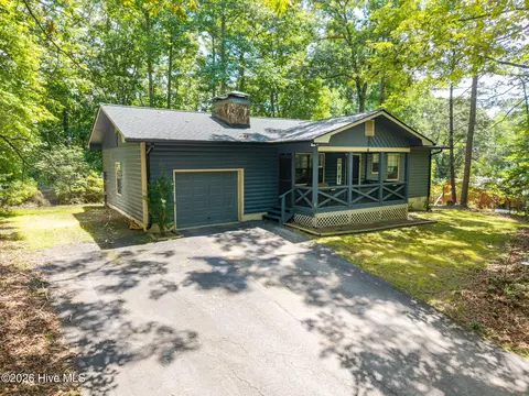 Exterior - 71 Wren Ln #7, Murphy, NC 28906 photo 2 of 11