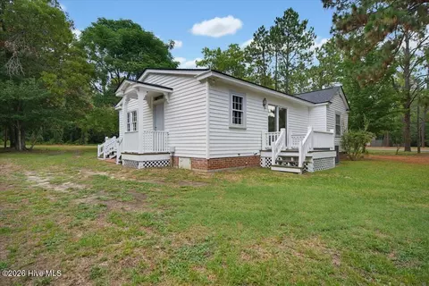 Exterior - 215 E Baltimore Ave, Pinebluff, NC 28373 photo 7 of 9
