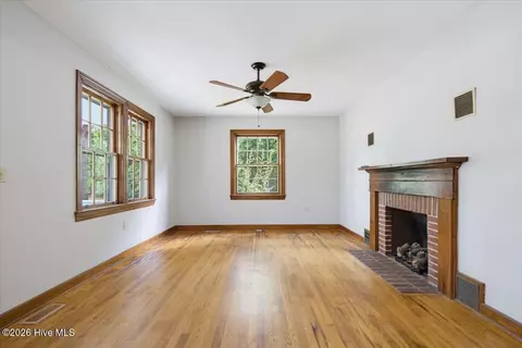 Living - 215 E Baltimore Ave, Pinebluff, NC 28373 photo 1 of 3