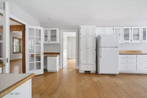 Entry Way - 215 E Baltimore Ave, Pinebluff, NC 28373 photo 1 of 4