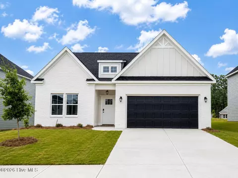 5607 Sweetwater Dr, Grovetown, GA 30813