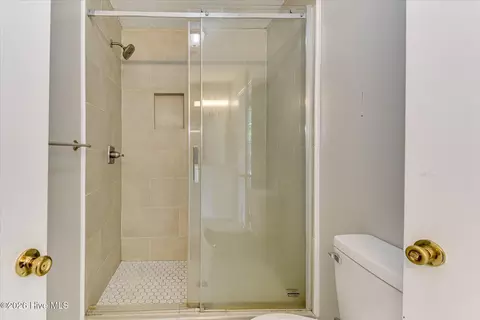 Bath - 4620 Calais Cir, Evans, GA 30809 photo 2 of 2