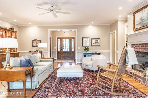 Living - 52 Mcmichael Dr, Pinehurst, NC 28374 photo 3 of 3