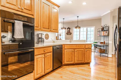 Kitchen - 52 Mcmichael Dr, Pinehurst, NC 28374 photo 4 of 4