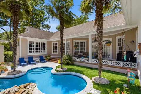 1109 Congressional Ln, Wilmington, NC 28411