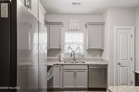 Kitchen - 7605 Privateer Loop, Sunset Beach, NC 28468 photo 5 of 7