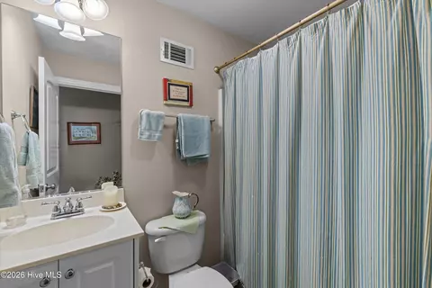 Bath - 355 Connor Cir, Evans, GA 30809 photo 1 of 7