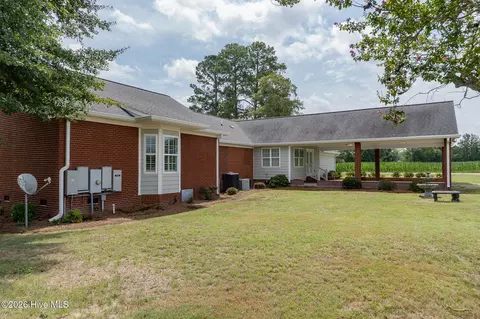 8865 Nc Hwy 87, Tar Heel, NC 28392