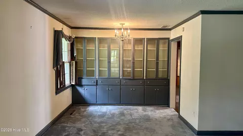 Dining - 101 E Vance St, Williamston, NC 27892 photo 1 of 1