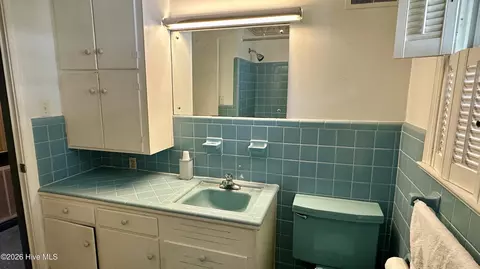 Bath - 101 E Vance St, Williamston, NC 27892 photo 2 of 7