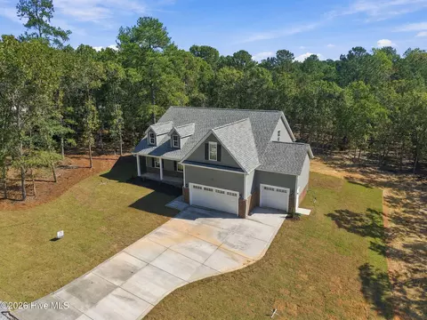 125 Hidden Pines Way, West End, NC 27376