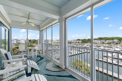 2571 St James Dr SE #306, Southport, NC 28461