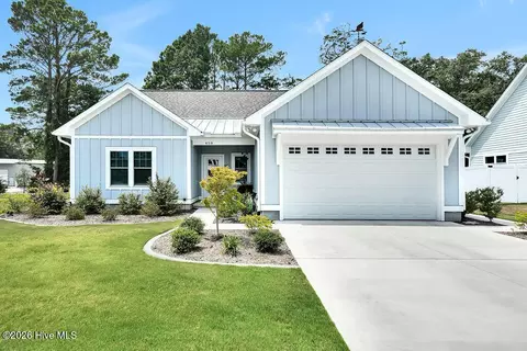 458 Raven Glen Dr, Southport, NC 28461