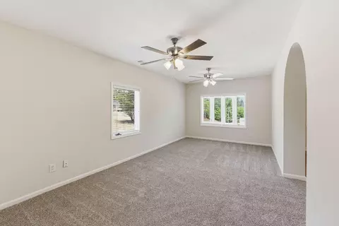 Living - 3624 Zurich Rd, Augusta, GA 30906 photo 3 of 5