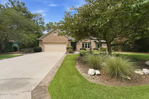 Exterior - 10 Eldorado Ln, Pinehurst, NC 28374 photo 5 of 18