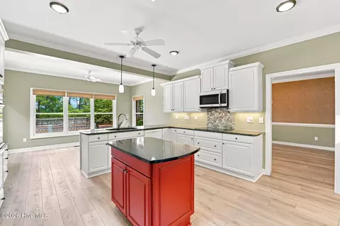 Kitchen - 10 Eldorado Ln, Pinehurst, NC 28374 photo 2 of 5