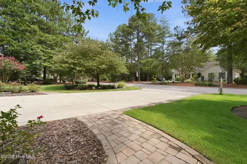 Exterior - 10 Eldorado Ln, Pinehurst, NC 28374 photo 16 of 18