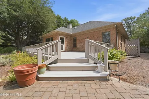 Exterior - 10 Eldorado Ln, Pinehurst, NC 28374 photo 15 of 18