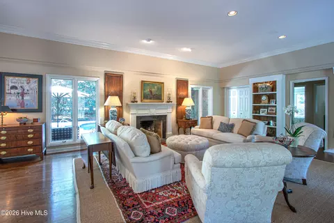 Living - 70 Wilson Rd, Pinehurst, NC 28374 photo 2 of 3