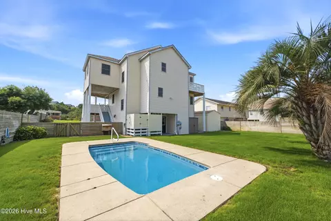 412 W Barracuda Dr, Nags Head, NC 27959