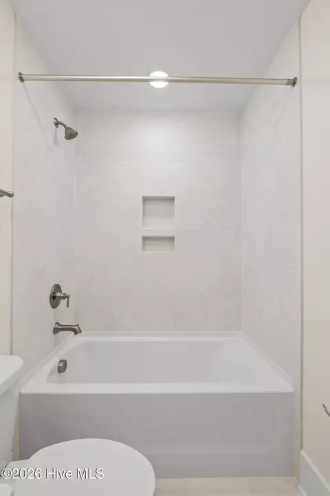 Bath - 77 Iris Way, Hampstead, NC 28443 photo 9 of 9