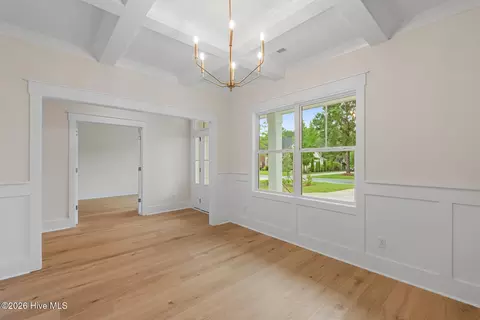Dining - 77 Iris Way, Hampstead, NC 28443 photo 2 of 3