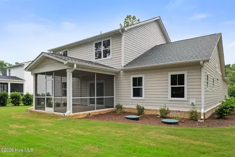 Exterior - 77 Iris Way, Hampstead, NC 28443 photo 5 of 15